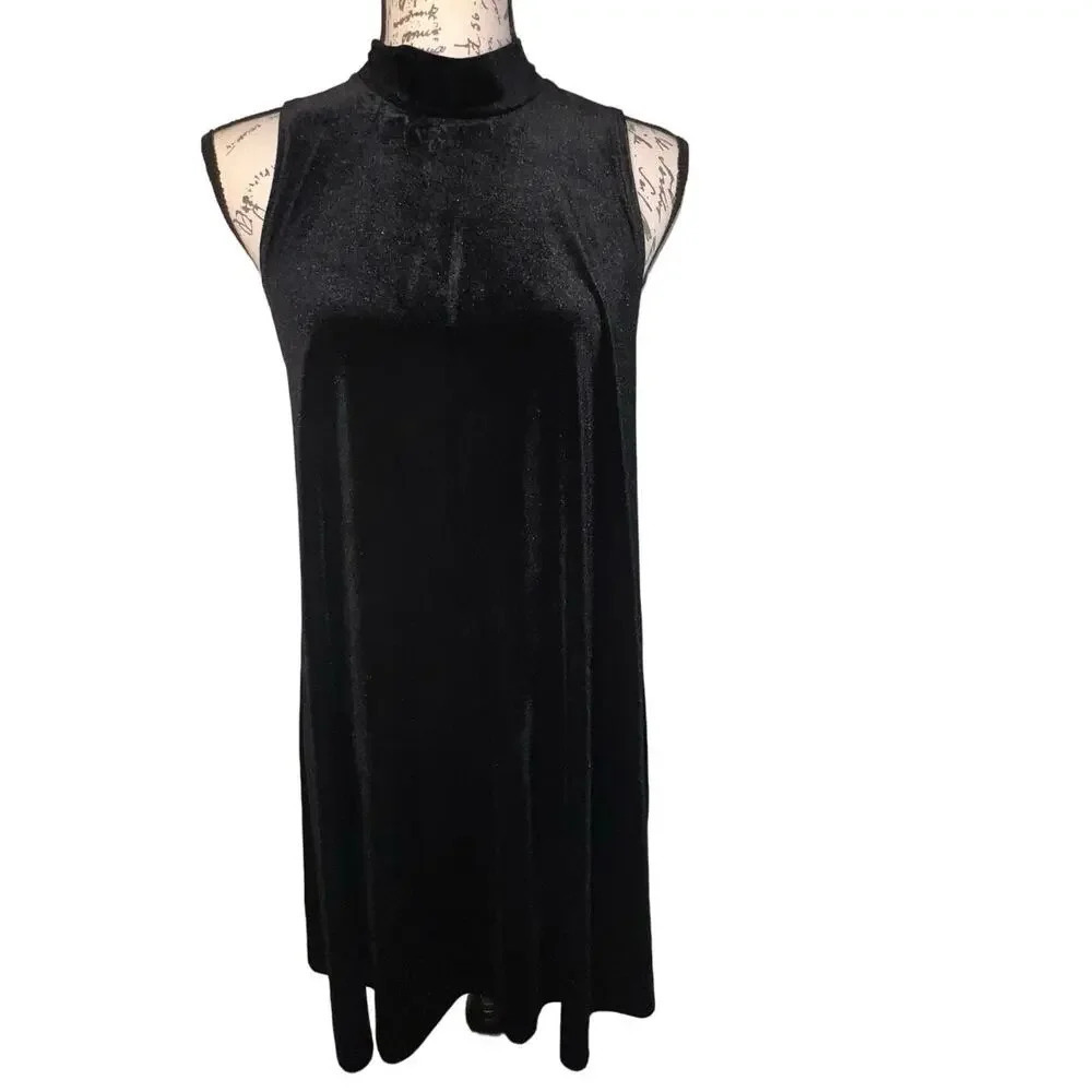 One Love clothing LA size Lg sleeveless velvet hi neck keyhole back shift dress